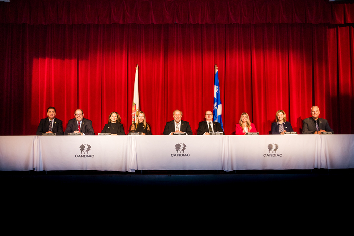 Assermentation du maire Normand Dyotte et des membres du conseil municipal de Candiac
