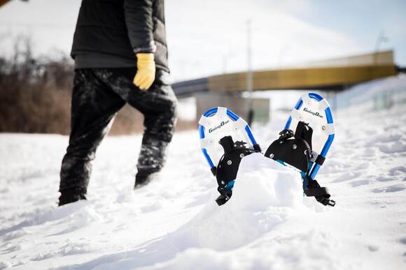 Prêt hebdomadaire de raquettes à neige 