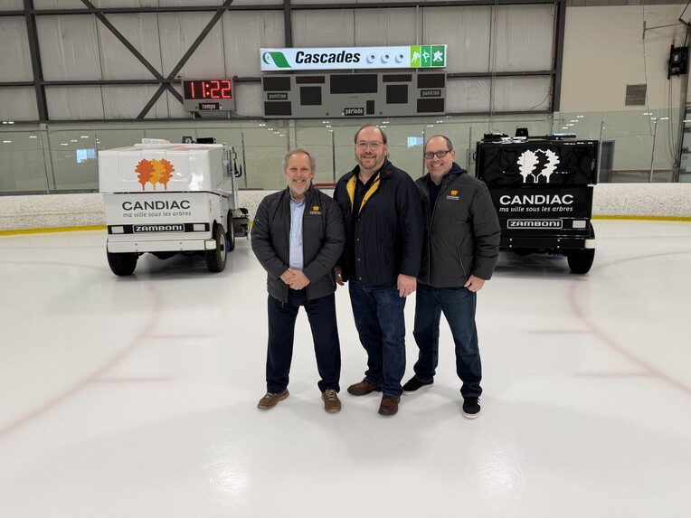Virage électrique sur la glace du Complexe sportif de Candiac